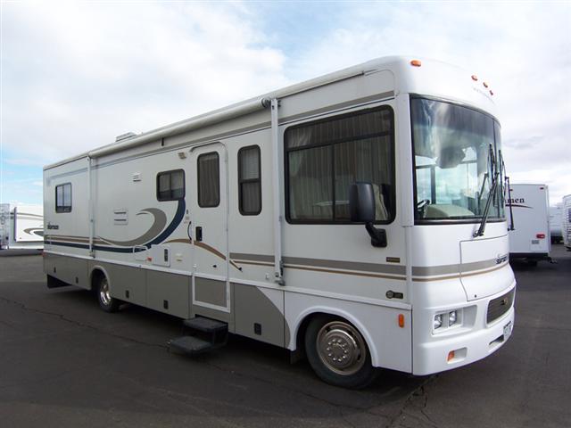 Used 2004 Winnebago Sightseer 33L Class A - Gas For Sale